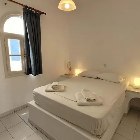 Aparthotel En Kythno Kythnos