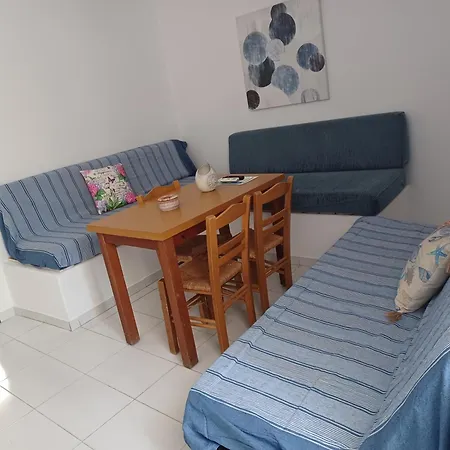 Aparthotel En Kythno 3*