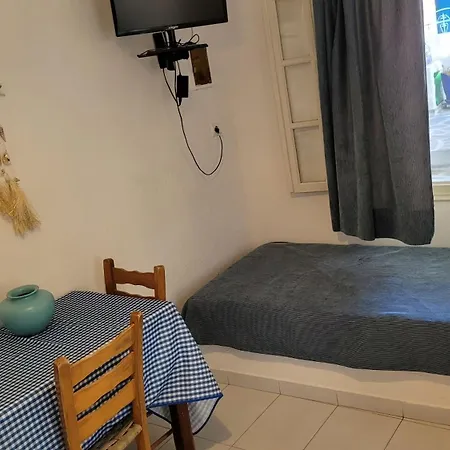 Aparthotel En Kythno Kythnos