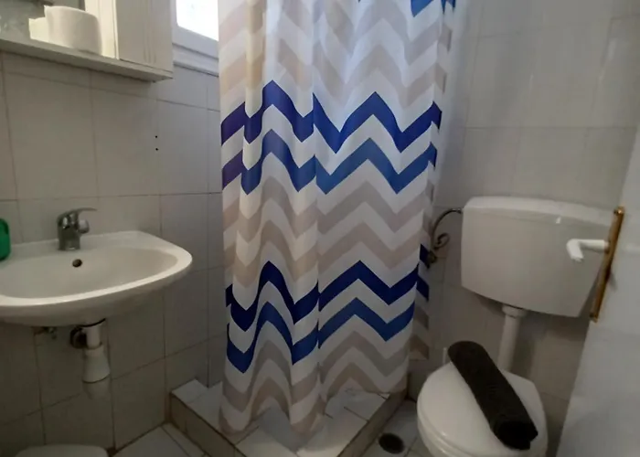 En Kythno Aparthotel 3*